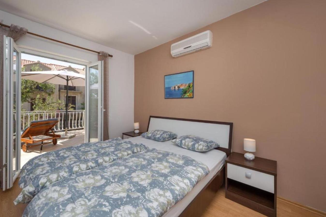 Villa Adria Apartments ซัฟทัท ภายนอก รูปภาพ