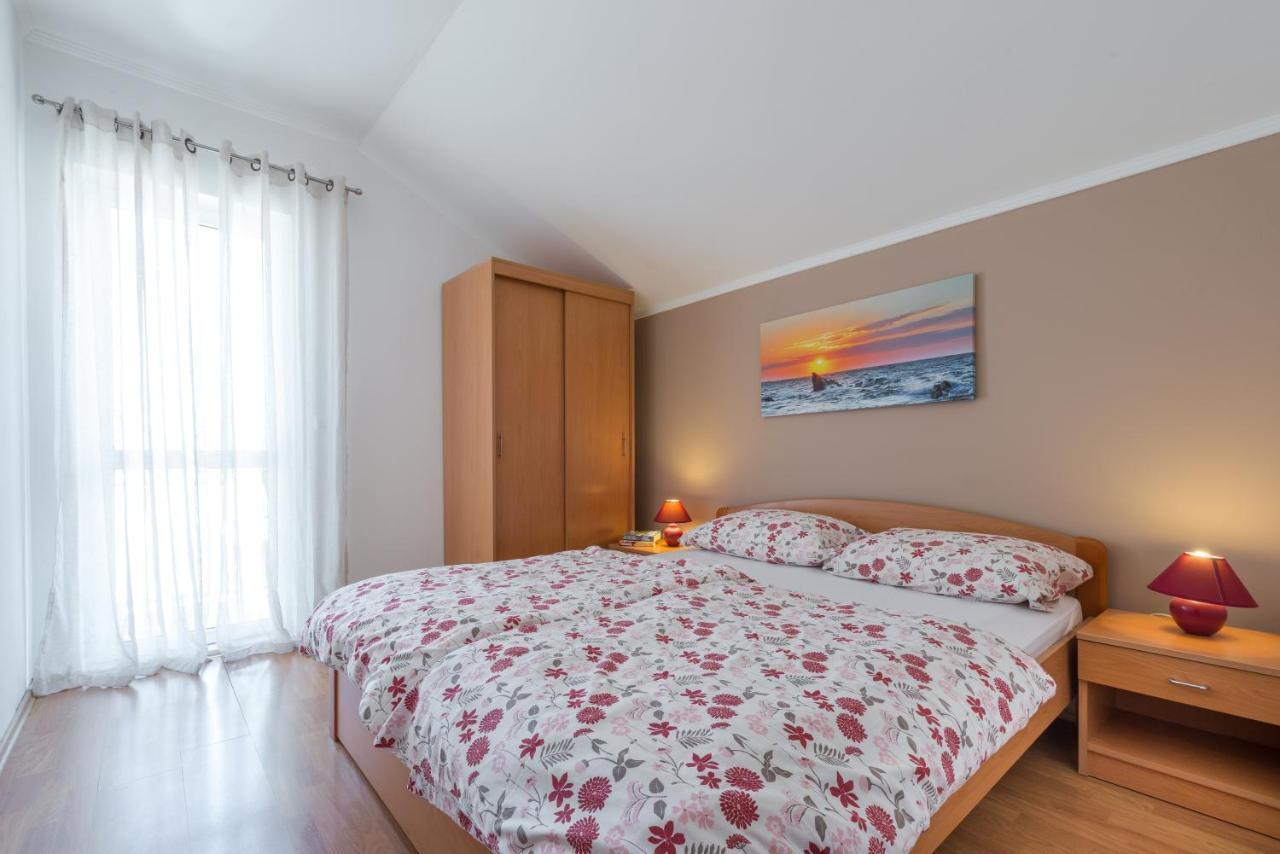 Villa Adria Apartments ซัฟทัท ภายนอก รูปภาพ