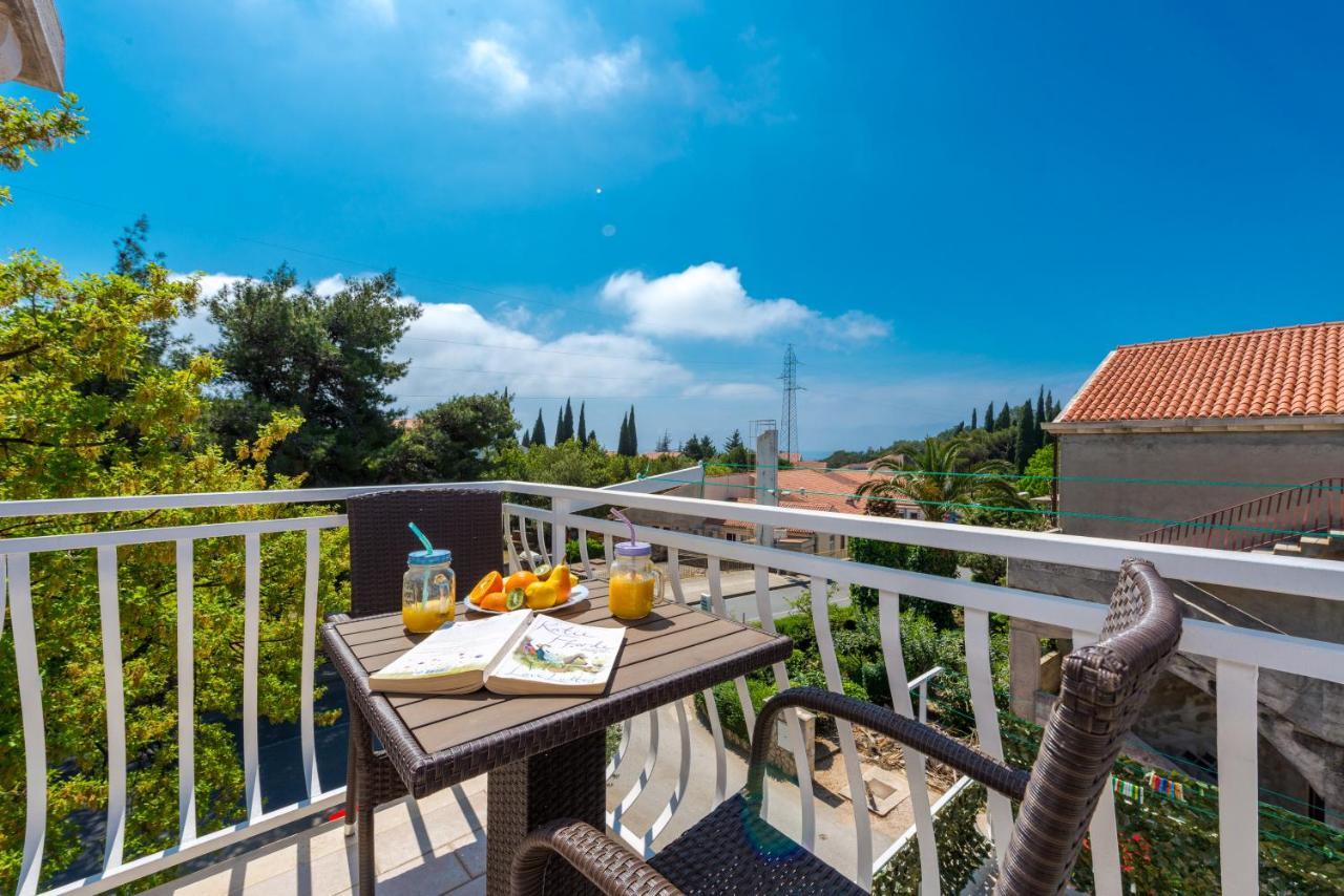 Villa Adria Apartments ซัฟทัท ภายนอก รูปภาพ