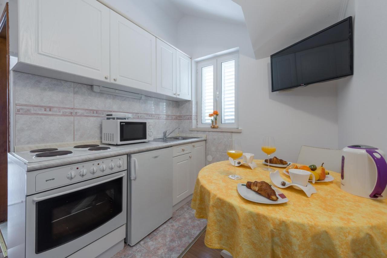 Villa Adria Apartments ซัฟทัท ภายนอก รูปภาพ